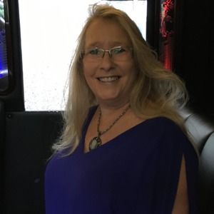 Meet your Posher, Donna